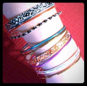 Assorted retro bangle bracelets